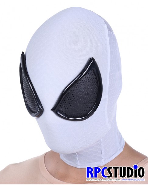 FUTURE FOUNDATION MASK